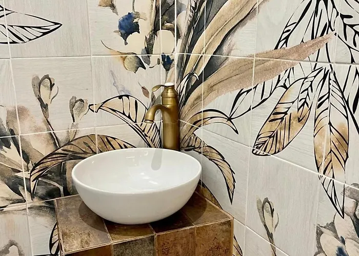 Charming Of Olhao Bicas