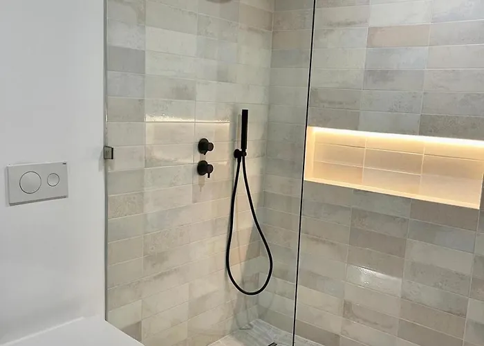 Charming Of Olhao * Bicas